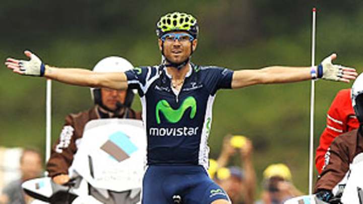 Wiggins clings to Tour de France lead as Valverde wins stage 17