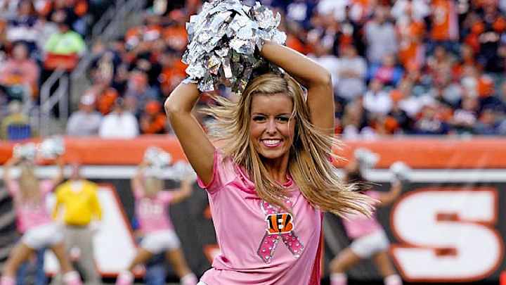 NFL Cheerleaders: Week 7
