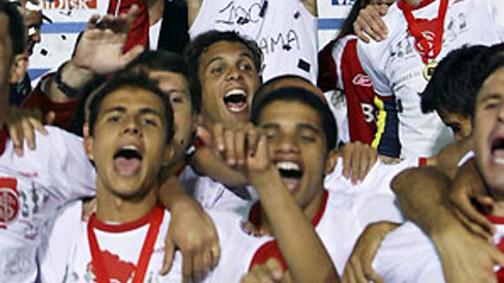 Sudamericana in need of a rewrite Sudamericana in need of a rewrite
