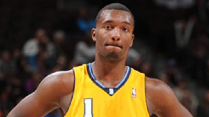 NBA fines Nuggets' Jordan Hamilton $25,000 for yelling at fan