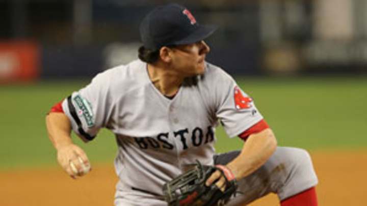 Trade roundup: Orioles get Valencia from Red Sox