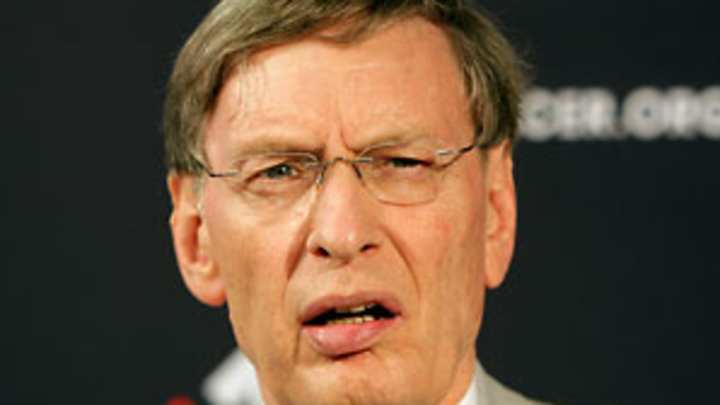 Three Strikes: Selig had better grill A-Rod, Cubs early woes and more
