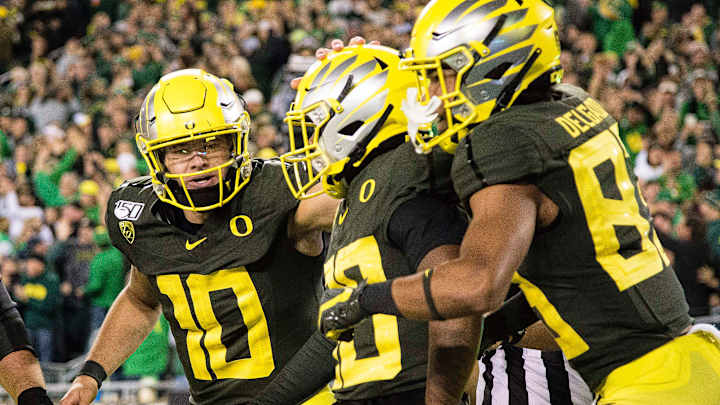 Bowl Projections: Intrigue Abounds for Fourth Playoff Spot Bowl Projections: Intrigue Abounds for Fourth Playoff Spot