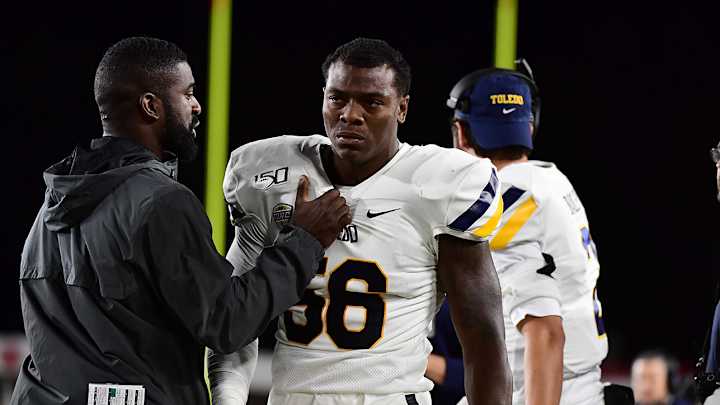Toledo DE Terrance Taylor Suspended After Nasty Targeting Hit Toledo DE Terrance Taylor Suspended After Nasty Targeting Hit
