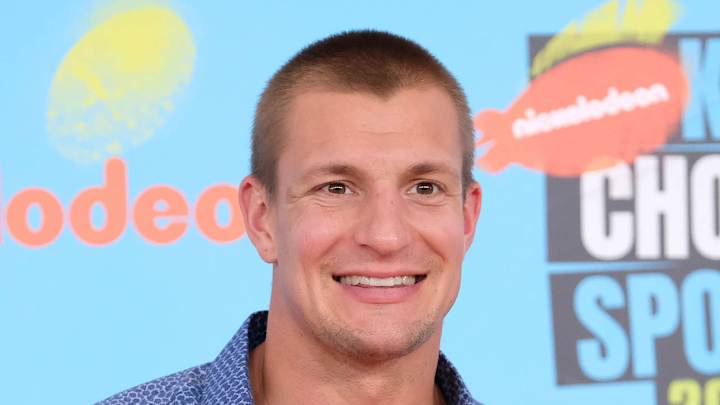 Rob Gronkowski Still Isn't Ruling Out Returning to NFL After 2019 Rob Gronkowski Still Isn't Ruling Out Returning to NFL After 2019