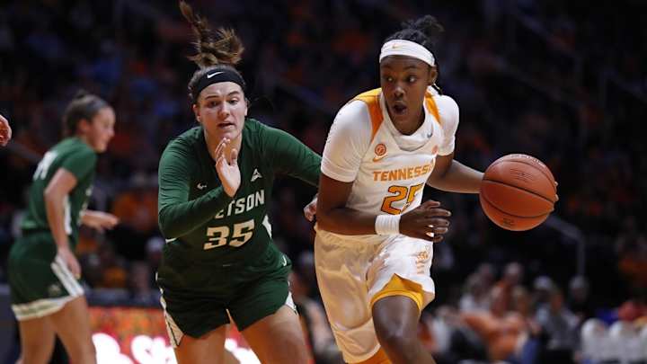 Lady Vols guard Jordan Horston charged with shoplifting
