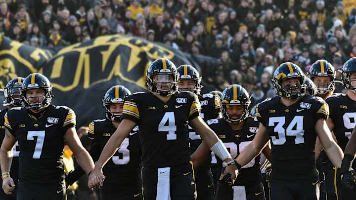 Cal Football: Bowl Projections -- Experts Think Bears Will Be in a Bowl