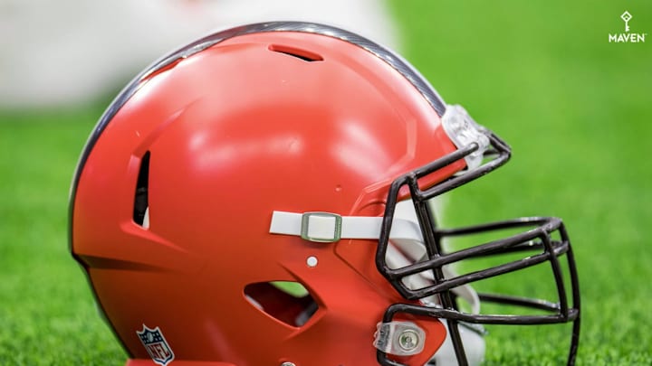 Browns Elevate DE Portin Gustin, DT Brandin Bryant to Active Roster