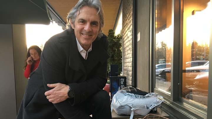 Husky Legend: Jimmy Rodgers Husky Legend: Jimmy Rodgers