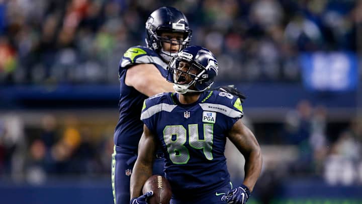 Seahawks TE Ed Dickson Back on Injured Reserve, Tyrone Swoopes Promoted Seahawks TE Ed Dickson Back on Injured Reserve, Tyrone Swoopes Promoted