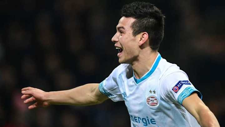 Hirving 'Chucky' Lozano llegaría a Italia el martes para firmar con el Napoli