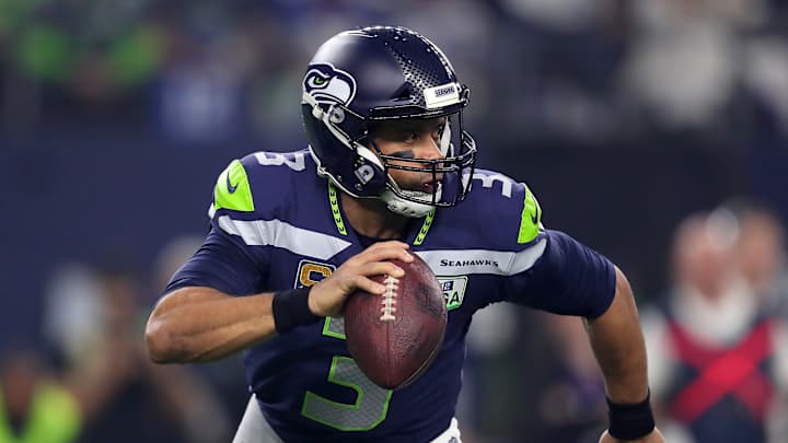 Report: Russell Wilson Gives Seahawks April 15 Deadline for New Contract Report: Russell Wilson Gives Seahawks April 15 Deadline for New Contract
