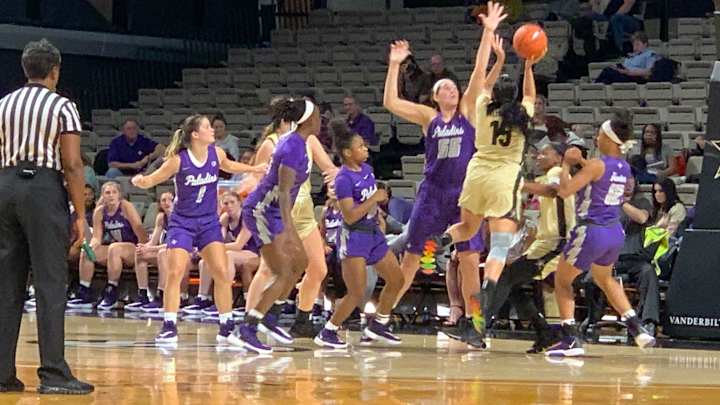 Commodore Women Blowout Furman 74-46