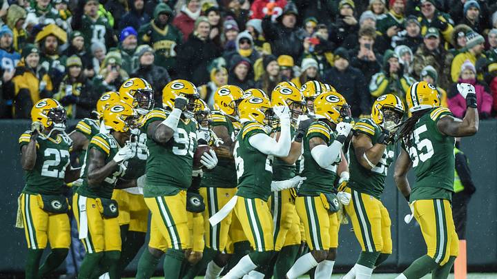 World’s Best Preview: Packers Ace Chemistry Exam