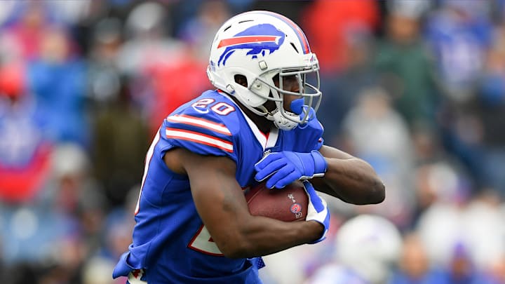 Frank Gore Passes Barry Sanders for Third on All-Time Rushing List