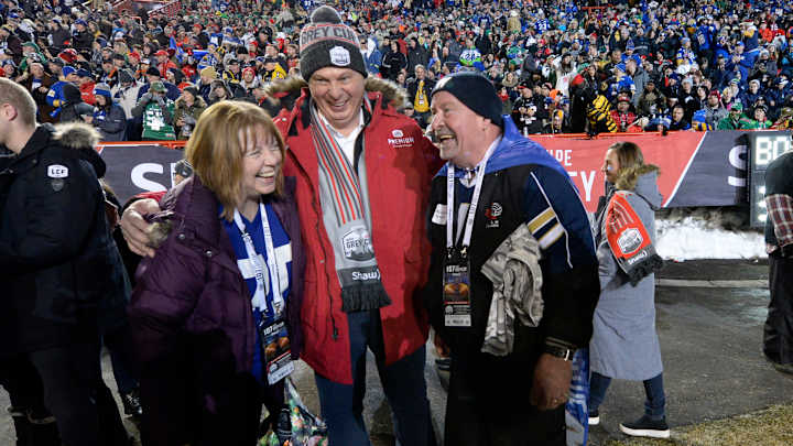 CFL Fan Wears Pants for First Time in 18 years After Winnipeg Wins Grey Cup CFL Fan Wears Pants for First Time in 18 years After Winnipeg Wins Grey Cup