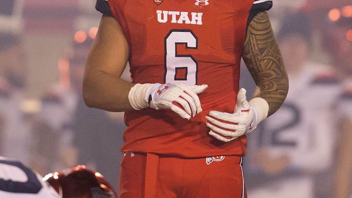 Bradlee Anae awarded Pac-12's defensive lineman of the week