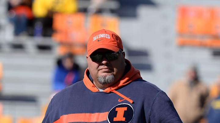 “Why not take a shot?”: Illini OC Rod Smith Explains End-Of-Half Situation at Iowa “Why not take a shot?”: Illini OC Rod Smith Explains End-Of-Half Situation at Iowa