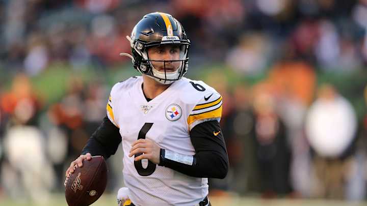 Steelers to Start Devlin Hodges at Quarterback Steelers to Start Devlin Hodges at Quarterback