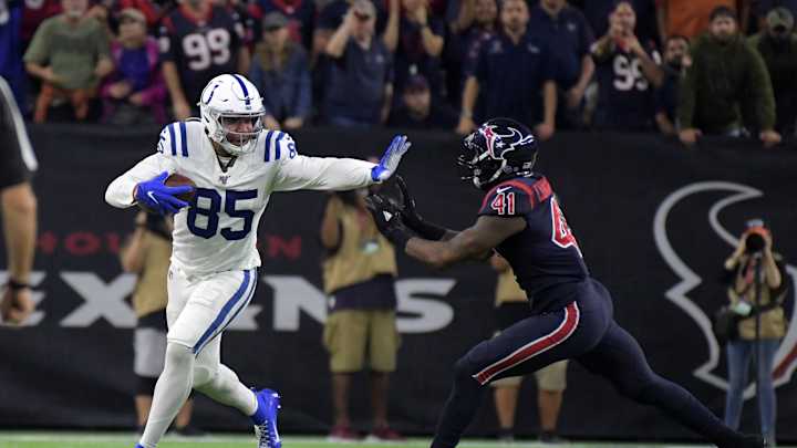 Eric Ebron's Business Decision Makes Colts' Offseason Choice That Much Easier