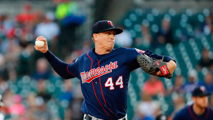 Texas Rangers Officially Announce Kyle Gibson Contract