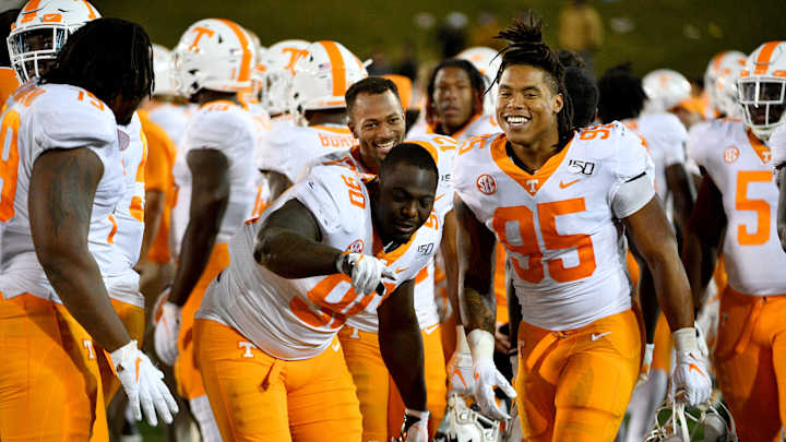 Sanning: It's Time for Tennessee Football to Right the Ship Against Vanderbilt Sanning: It's Time for Tennessee Football to Right the Ship Against Vanderbilt