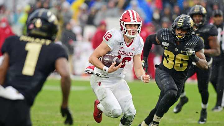 Third Quarter Analysis: Philyor Finds the End Zone in Return