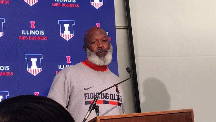VIDEO: Illinois head coach Lovie Smith after 29-10 loss to Northwestern