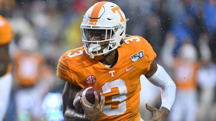 Gray’s Record-Setting Performance Powers Tennessee Past Vanderbilt in Regular Season Finale