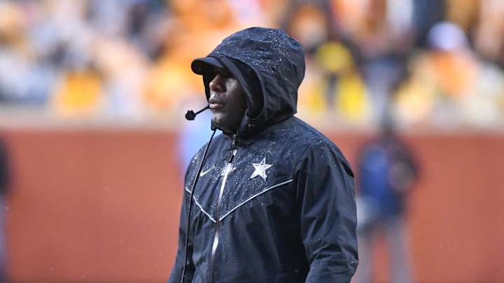 Tennessee, Weather Sink Vanderbilt 28-10