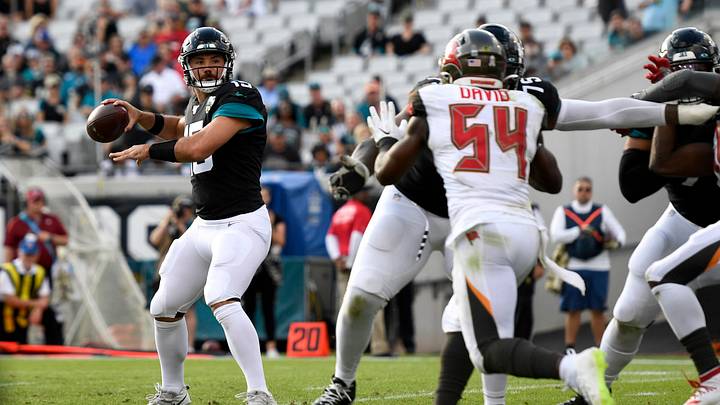 Jaguars Drop Fourth Straight in 28-11 Home Loss to Buccaneers Jaguars Drop Fourth Straight in 28-11 Home Loss to Buccaneers