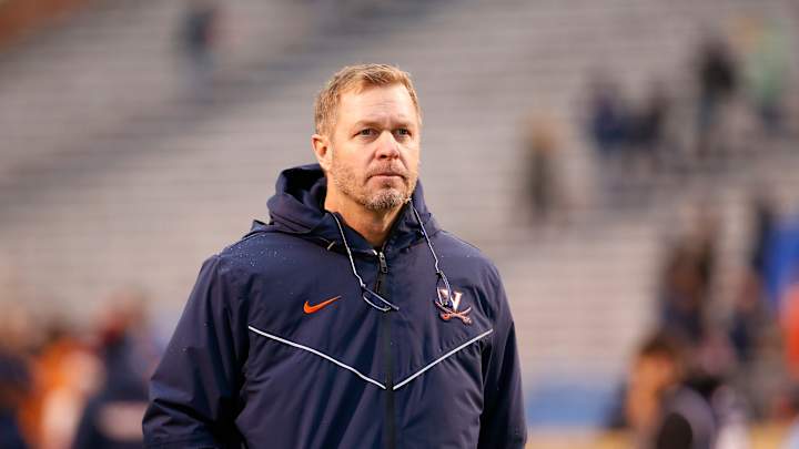 Mendenhall Not 'Daunted' by Facing Clemson