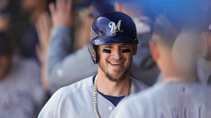 Grandal no longer an option for Braves Grandal no longer an option for Braves