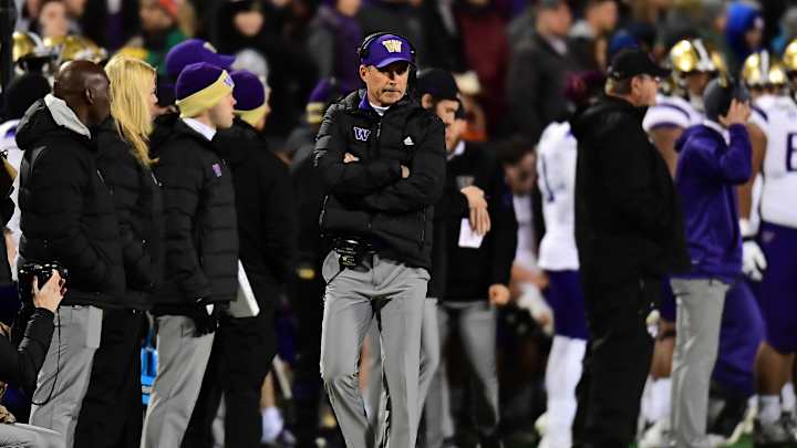 Petersen Quits as UW Coach; Lake Named as Replacement