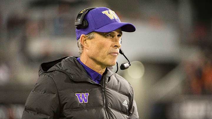 Forde-Yard Dash: What to Make of the Chris Petersen Bombshell