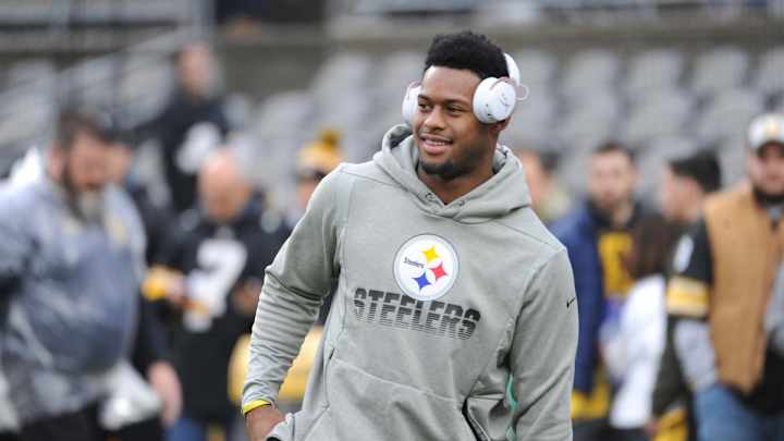 Steelers Injury Report: James Conner, JuJu Smith-Schuster's Future Unknown