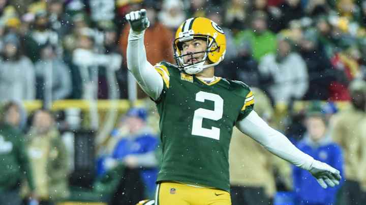 Grieving Crosby Rejoins Team