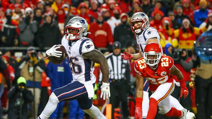 Patriots Offense Needs to Show up vs. Chiefs If They Want to Avoid 2nd Straight Loss Patriots Offense Needs to Show up vs. Chiefs If They Want to Avoid 2nd Straight Loss
