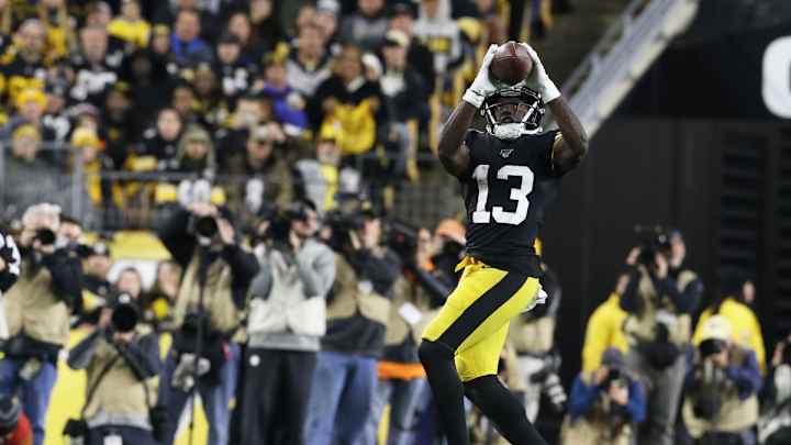 Like Larry Fitzgerald, James Washington Is Playing with the 'Cards' He Was Dealt