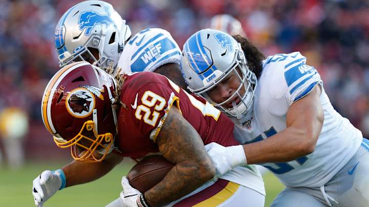 Lions LB Jahlani Tavai Playing Well in Pass Coverage Lions LB Jahlani Tavai Playing Well in Pass Coverage