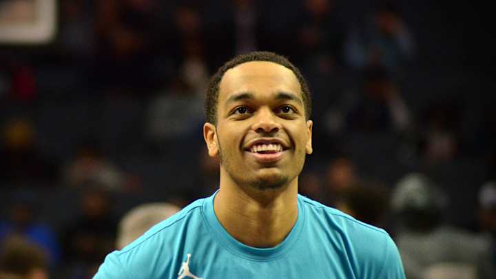 P.J. Washington expected to be out through Christmas with fractured finger