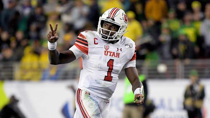 FB Video: Former Utah QB Tyler Huntley dazzles at unofficial pro day FB Video: Former Utah QB Tyler Huntley dazzles at unofficial pro day