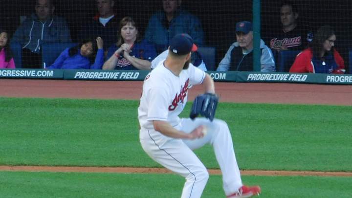 Twins Capitalize on Indians Mistakes, Top Tribe and Kluber 6-3: Three Takeaways