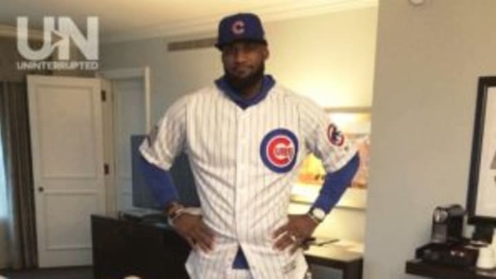 LeBron James pays off World Series bet with Dwyane Wade LeBron James pays off World Series bet with Dwyane Wade