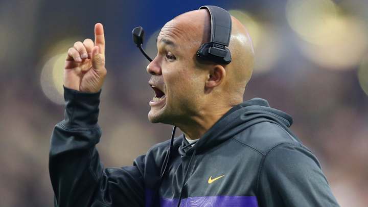 How the LSU Defense Is Preparing for Another Scrambling Quarterback in Oklahoma's Jalen Hurts How the LSU Defense Is Preparing for Another Scrambling Quarterback in Oklahoma's Jalen Hurts