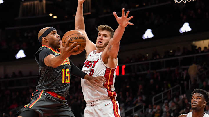 Hawks vs. Heat Live Notebook Hawks vs. Heat Live Notebook