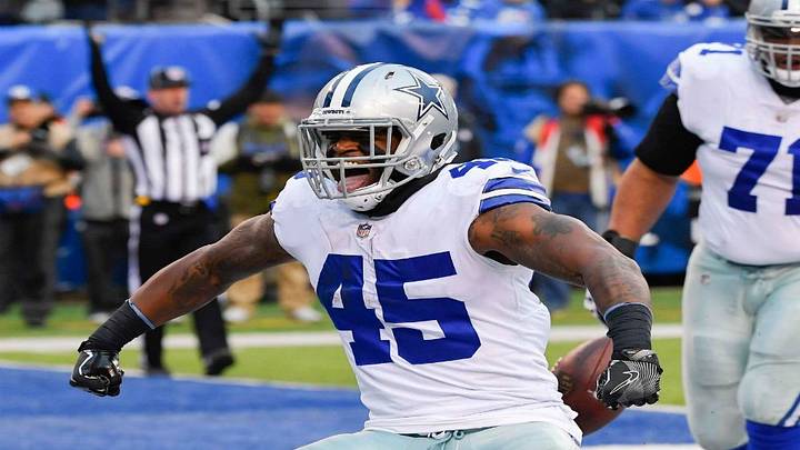 Raiders Sign RB Smith, Put TE Moreau on IR Raiders Sign RB Smith, Put TE Moreau on IR