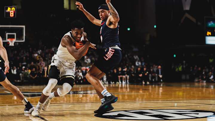 Shooting Dooms Vanderbilt In 61-56 Home Loss To The Liberty Flames