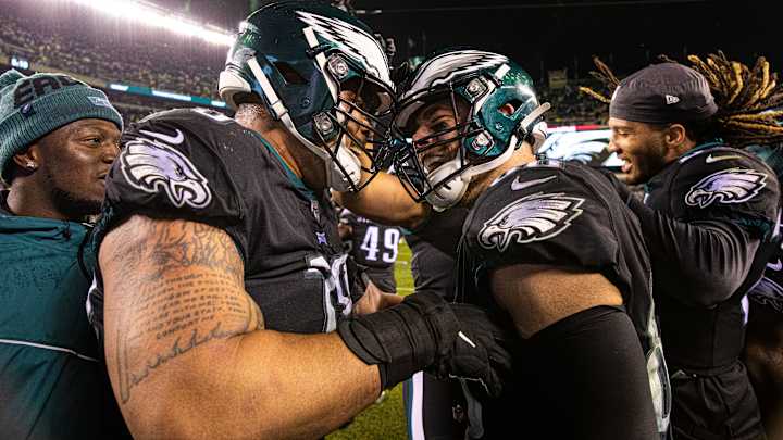 EAGLES-REDSKINS: Live Blog/Updates and Video