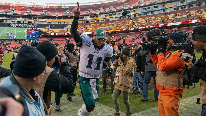 New Cast May be What Carson Wentz Needed New Cast May be What Carson Wentz Needed